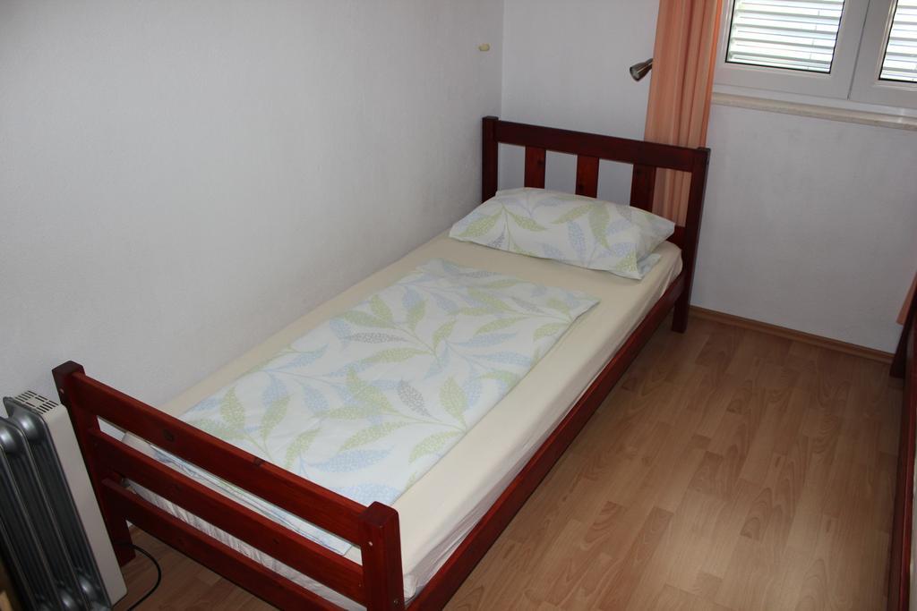 Apartments 4 Dolphins Rogoznica  Room photo